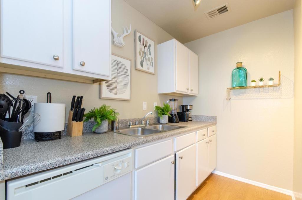 Gucci Mickey And Maxico Lofts Free Parking And Wifi Apartment ลอสแอนเจลิส ภายนอก รูปภาพ